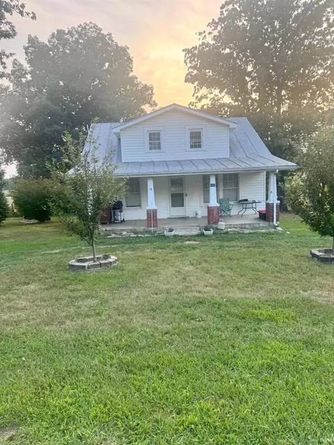 489 Powell Rd, Lynch Station, VA 24571