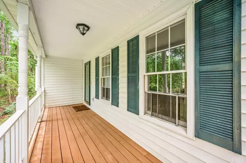 Exterior - 202 Sheffey Dr, Forest, VA 24551 photo 5 of 18