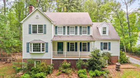 Exterior - 202 Sheffey Dr, Forest, VA 24551 photo 4 of 18
