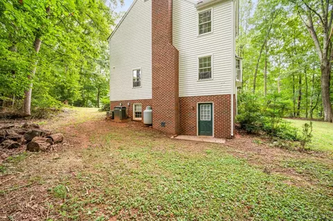 Exterior - 202 Sheffey Dr, Forest, VA 24551 photo 16 of 18