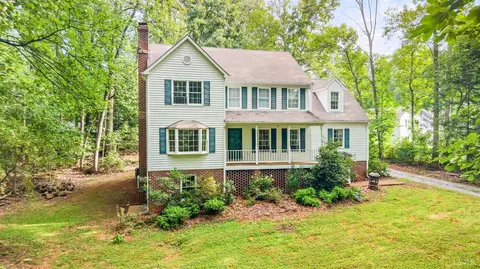 Exterior - 202 Sheffey Dr, Forest, VA 24551 photo 7 of 18
