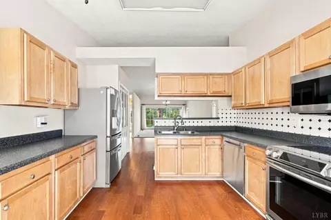 Kitchen - 411 Oak Point Rd, Forest, VA 24551 photo 2 of 5