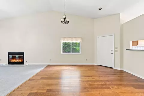Living - 411 Oak Point Rd, Forest, VA 24551 photo 2 of 11