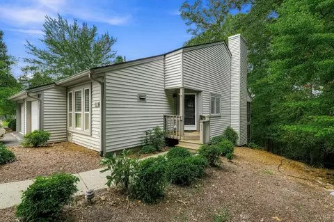 Exterior - 411 Oak Point Rd, Forest, VA 24551 photo 8 of 9