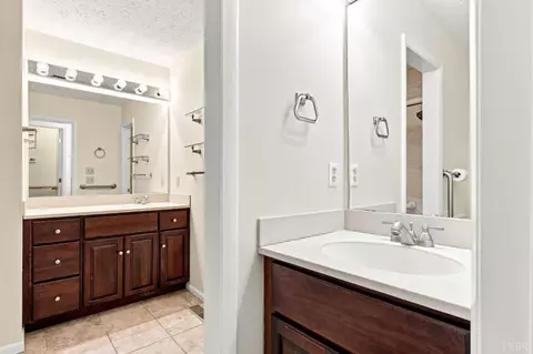 Bath - 411 Oak Point Rd, Forest, VA 24551 photo 1 of 7