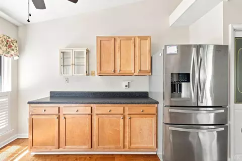 Kitchen - 411 Oak Point Rd, Forest, VA 24551 photo 4 of 5