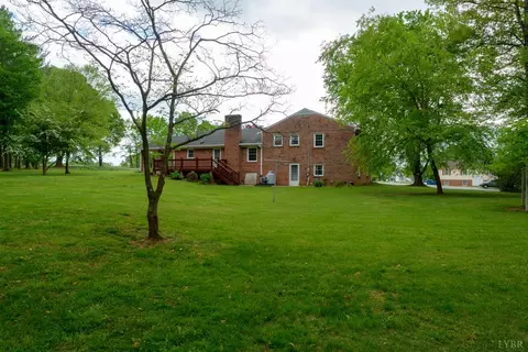 Exterior - 2577 Town Fork Rd, Evington, VA 24550 photo 10 of 19