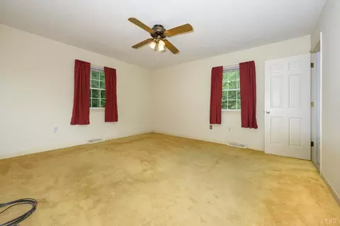 Bedroom - 2577 Town Fork Rd, Evington, VA 24550 photo 3 of 8