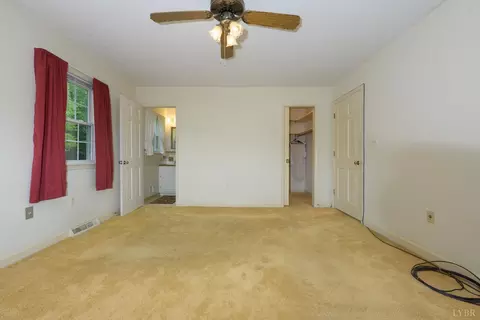 Bedroom - 2577 Town Fork Rd, Evington, VA 24550 photo 5 of 8