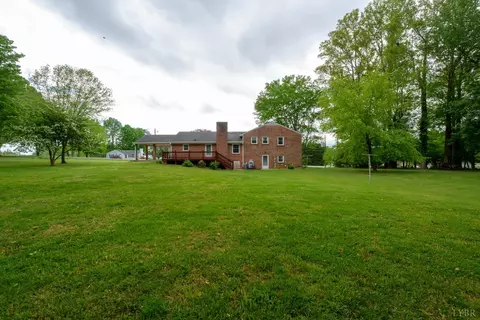 Exterior - 2577 Town Fork Rd, Evington, VA 24550 photo 8 of 19