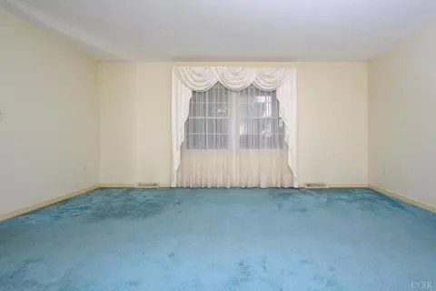 Living - 2577 Town Fork Rd, Evington, VA 24550 photo 3 of 8