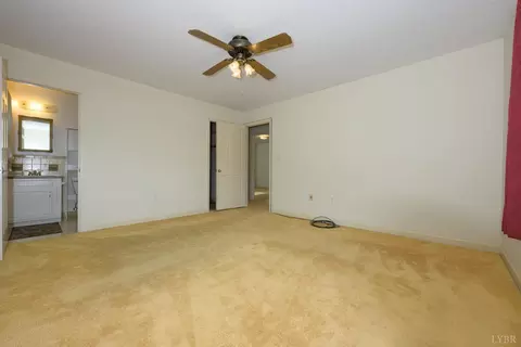 Bedroom - 2577 Town Fork Rd, Evington, VA 24550 photo 4 of 8