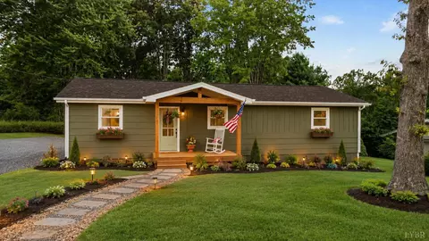 1520 Link Rd, Bedford, VA 24523
