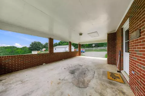 Exterior - 285 Clover Rd, Hurt, VA 24563 photo 1 of 4