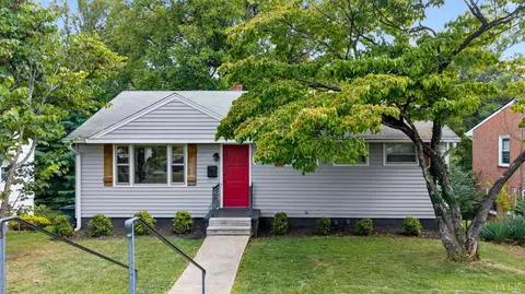 706 Crestwood Cir, Lynchburg, VA 24502