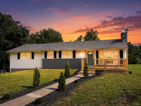 220 Stevens Rd, Lynchburg, VA 24501
