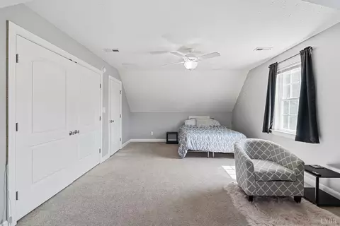 Bedroom - 1190 Daltons Dr, Forest, VA 24551 photo 4 of 7