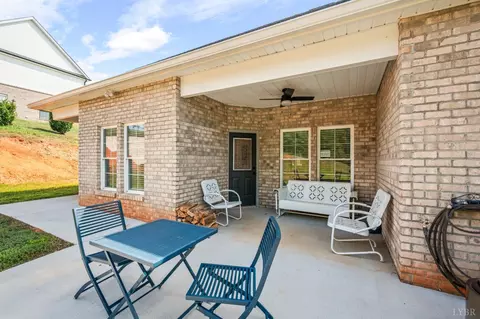 Exterior - 1125 Lynbrook Rd, Rustburg, VA 24588 photo 6 of 11