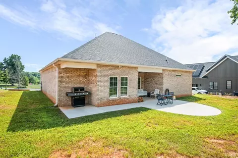 Exterior - 1125 Lynbrook Rd, Rustburg, VA 24588 photo 5 of 11