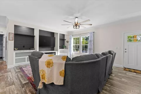 Living - 502 Ridgelake Rd, Goodview, VA 24095 photo 2 of 2