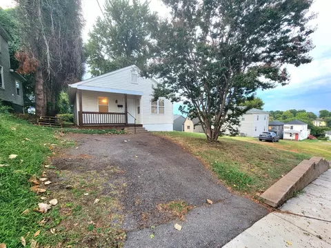 1005 4th St, Lynchburg, VA 24504