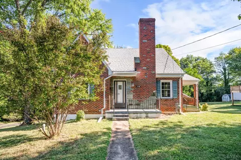 1116 Chestnut Hill Dr, Lynchburg, VA 24502