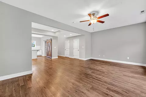 Living - 1224 Commonwealth Cir, Forest, VA 24551 photo 3 of 3