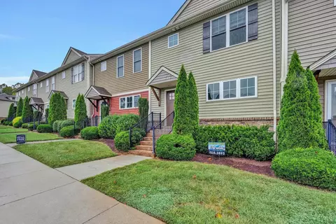 Exterior - 1224 Commonwealth Cir, Forest, VA 24551 photo 1 of 4