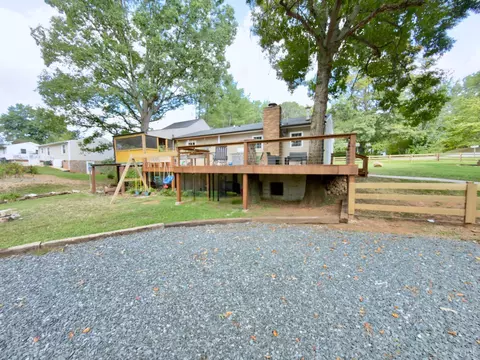 Exterior - 669 Doss Rd, Concord, VA 24538 photo 2 of 23