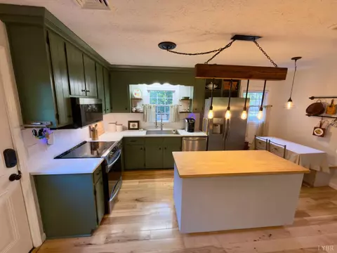 Kitchen - 669 Doss Rd, Concord, VA 24538 photo 1 of 5