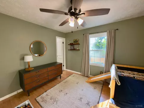 Bedroom - 669 Doss Rd, Concord, VA 24538 photo 4 of 7