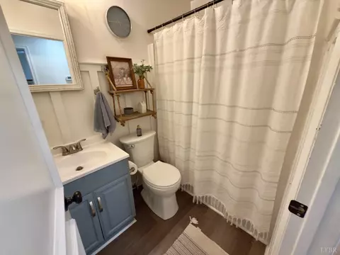 Bath - 669 Doss Rd, Concord, VA 24538 photo 8 of 8