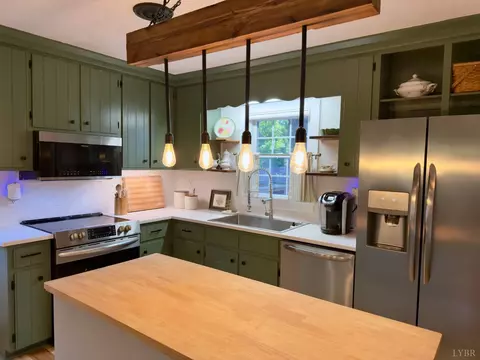 Kitchen - 669 Doss Rd, Concord, VA 24538 photo 2 of 5