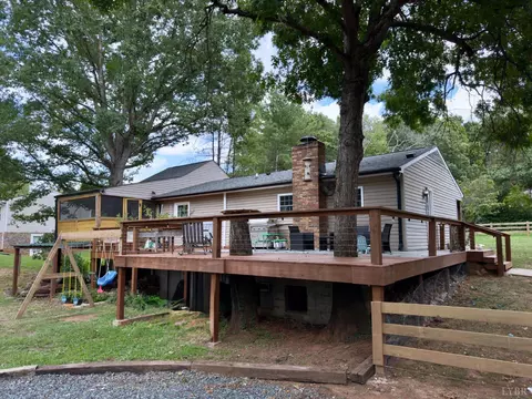 Exterior - 669 Doss Rd, Concord, VA 24538 photo 18 of 23