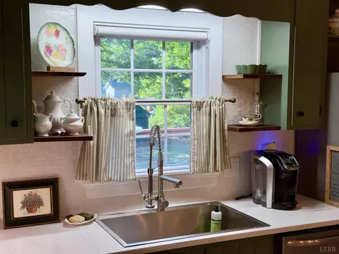 Kitchen - 669 Doss Rd, Concord, VA 24538 photo 3 of 5