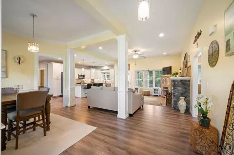 Entry Way - 1240 Gladden Cir, Forest, VA 24551 photo 2 of 7