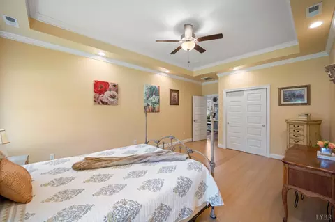 Bedroom - 1240 Gladden Cir, Forest, VA 24551 photo 3 of 5