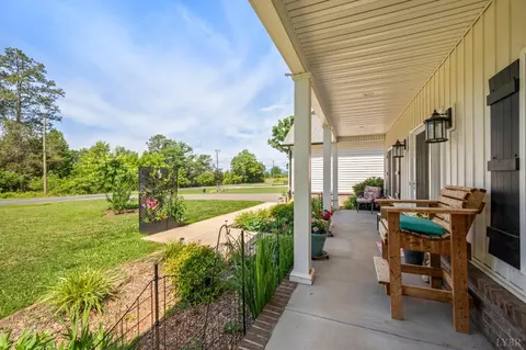 Exterior - 1240 Gladden Cir, Forest, VA 24551 photo 10 of 19