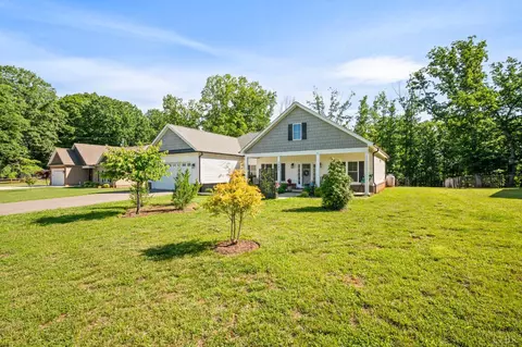 Exterior - 1240 Gladden Cir, Forest, VA 24551 photo 12 of 19