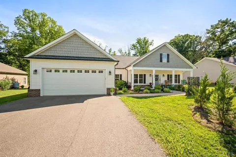 Exterior - 1240 Gladden Cir, Forest, VA 24551 photo 11 of 19