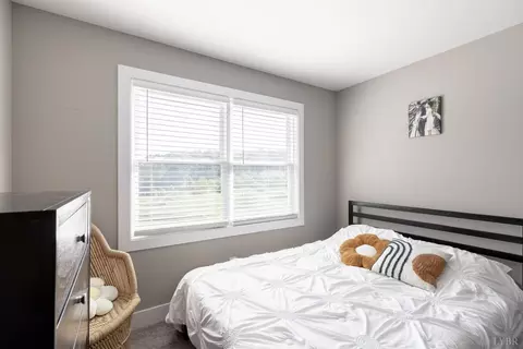 Bedroom - 1135 Dodson Dr, Rustburg, VA 24588 photo 2 of 5