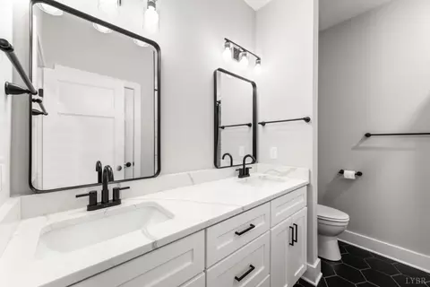 Bath - Undisclosed, Goode, VA 24556 photo 7 of 9