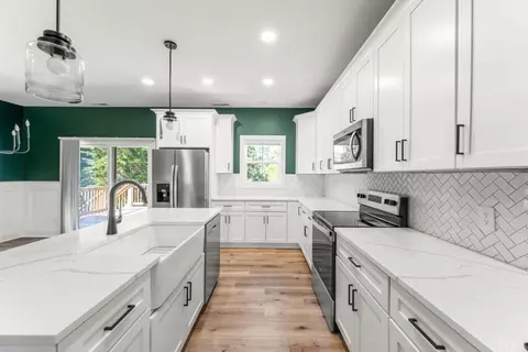 Kitchen - Undisclosed, Goode, VA 24556 photo 3 of 6