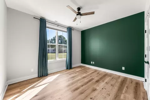 Bedroom - Undisclosed, Goode, VA 24556 photo 5 of 6