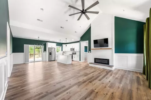 Living - Undisclosed, Goode, VA 24556 photo 1 of 2