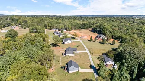 View/Area - Undisclosed, Goode, VA 24556 photo 5 of 8