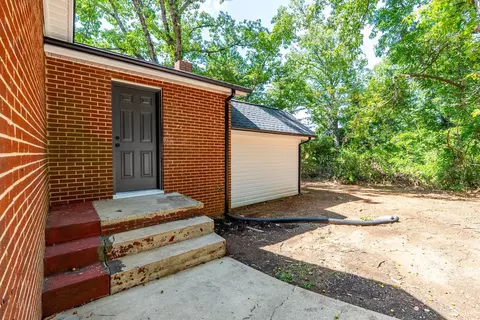 Exterior - 7136 Wards Rd, Rustburg, VA 24588 photo 7 of 7