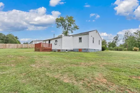Exterior - 819 Cedar Gate Rd, Monroe, VA 24574 photo 7 of 8