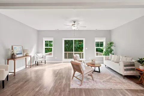 Living - 1232 Commonwealth Cir, Forest, VA 24551 photo 1 of 3
