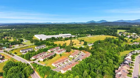 View/Area - 1232 Commonwealth Cir, Forest, VA 24551 photo 2 of 6